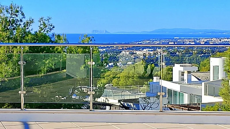 Parhus · Sierra Blanca
