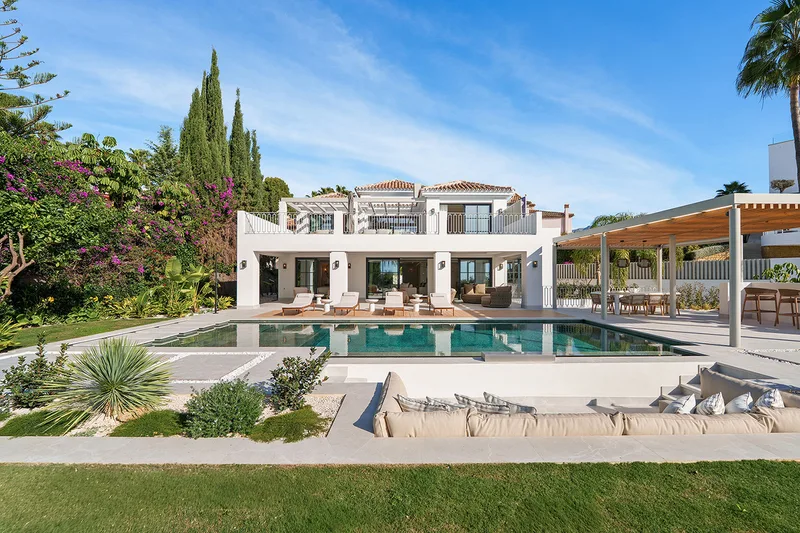 Frittliggende villa · La Quinta