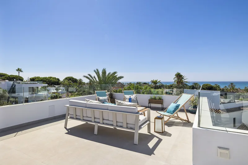 Fritliggende villa · Marbesa