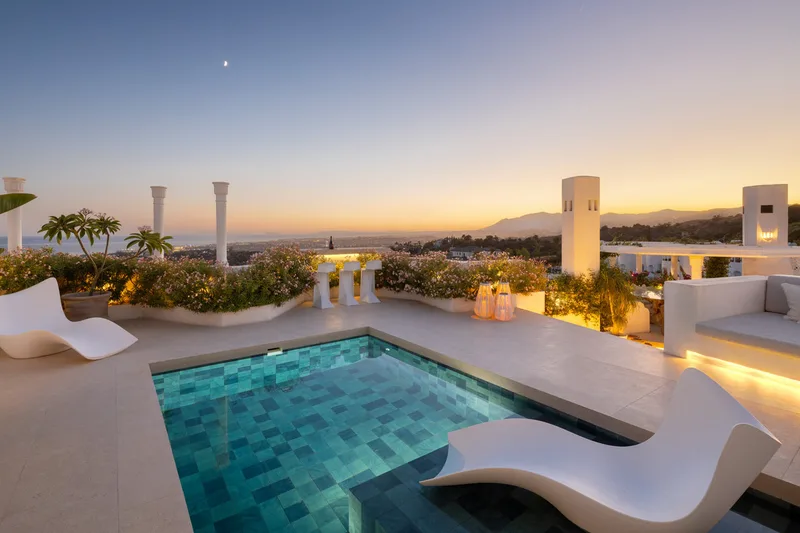 Penthouse · The Golden Mile