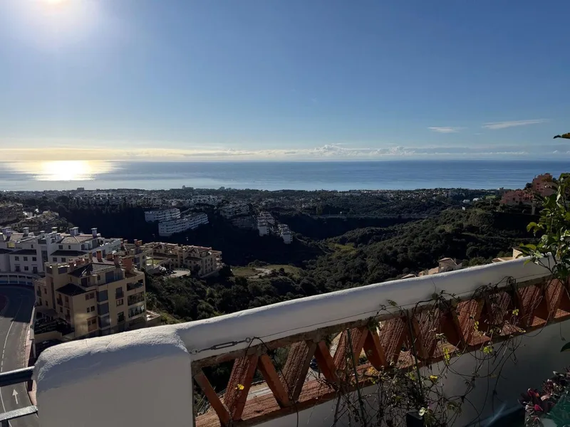 Penthouse in Calahonda