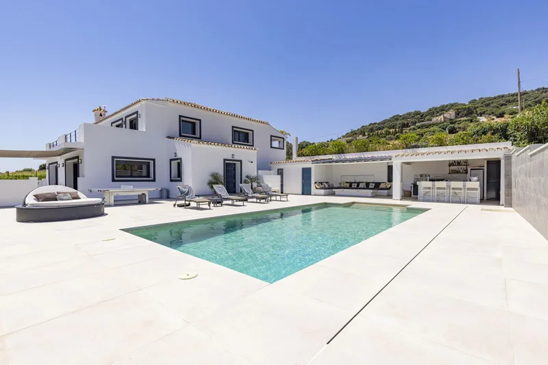 Villa independente · Casares