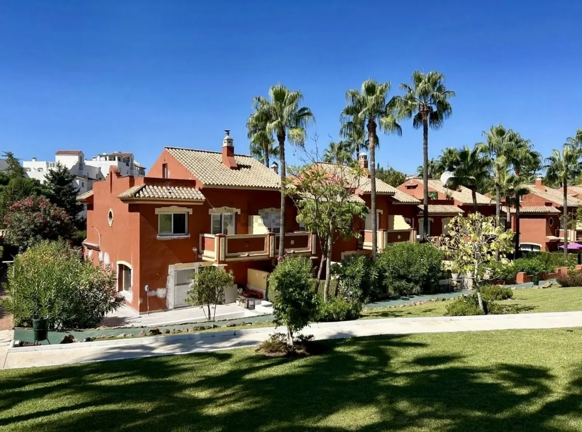 Casa adosada in Estepona