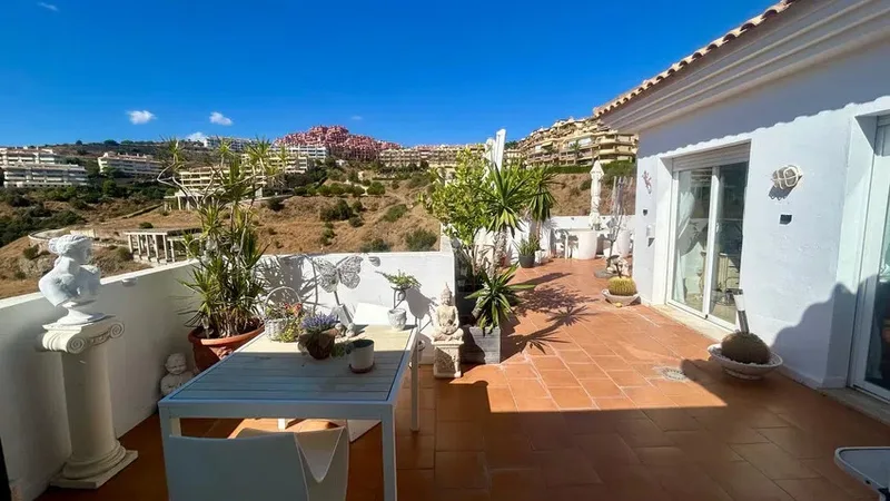 Penthouse in Calahonda