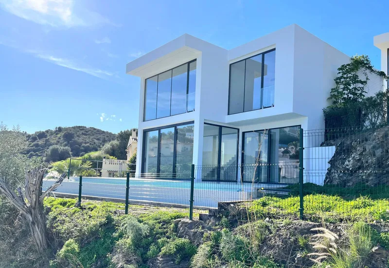 Detached Villa in Cerros del Aguila