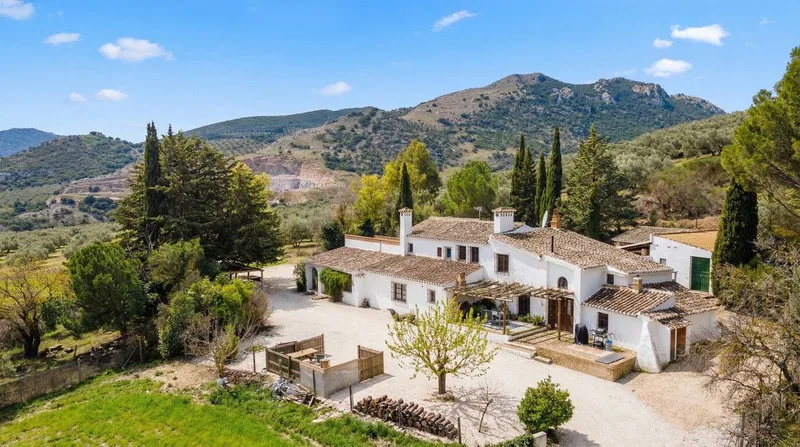 Finca - Cortijo in Villanueva del Rosario
