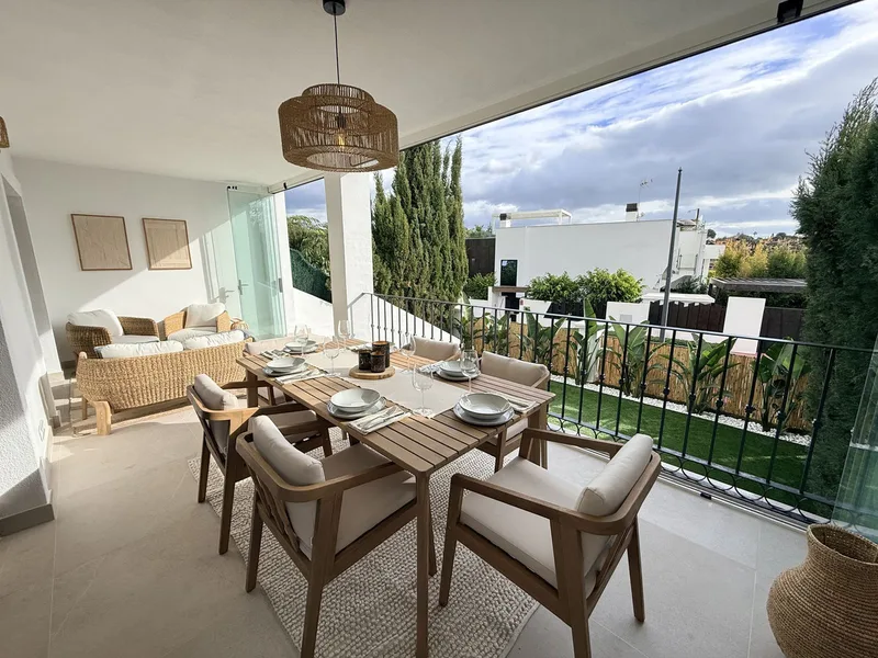 Townhouse in New Golden Mile