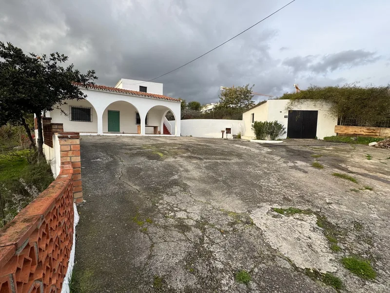 Detached Villa in Estepona