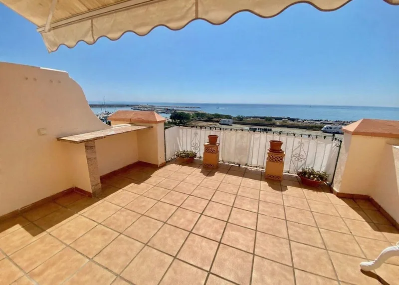 Townhouse in Estepona