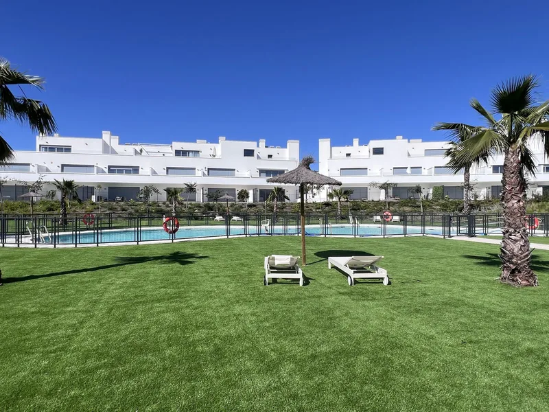 Top Floor Apartment in Bel Air
