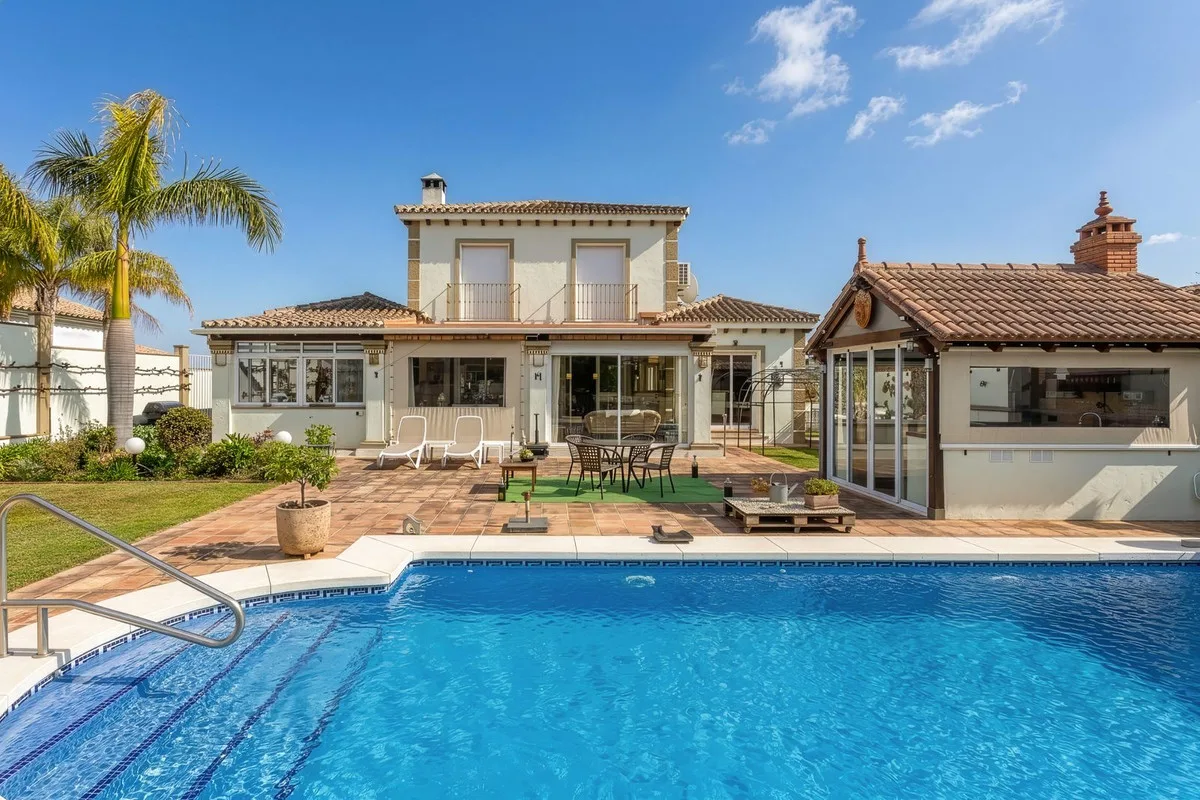 Villa independiente in Coín