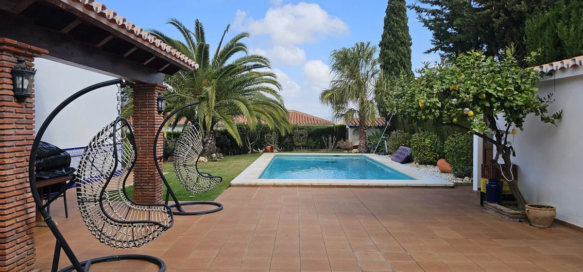 Villa independiente in Alhaurín de la Torre