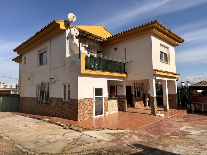 Detached Villa in Alhaurín de la Torre