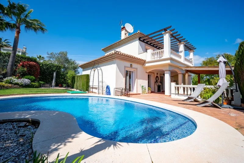 Detached Villa in Coín
