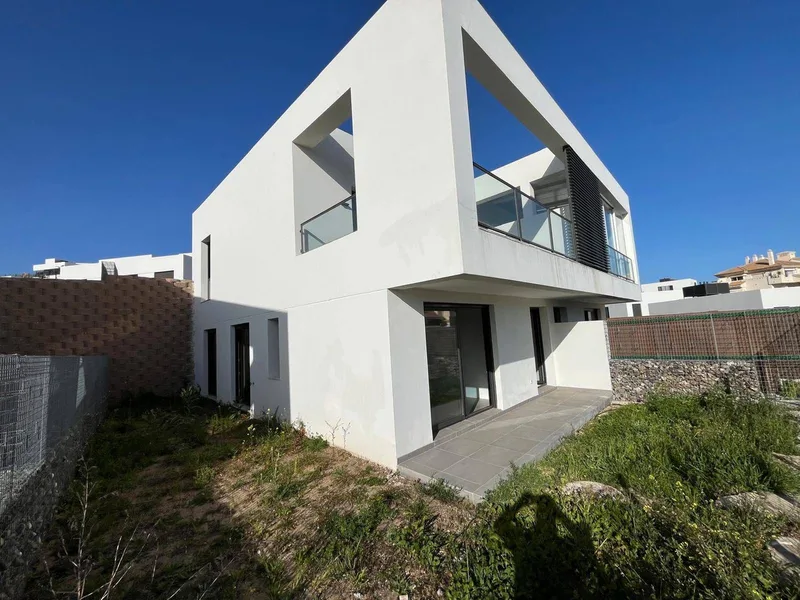 Semi-Detached House in Riviera del Sol