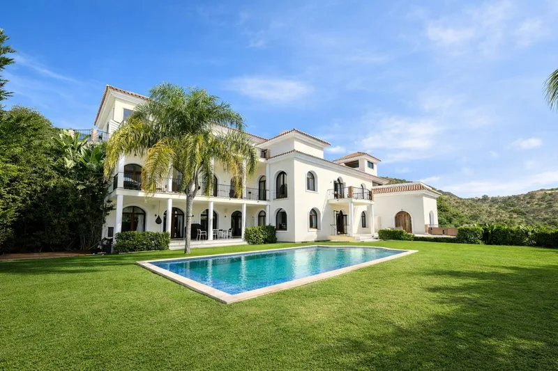 Fritliggende villa · Benahavís