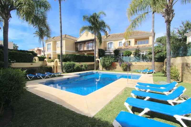 Semi-Detached House in Elviria