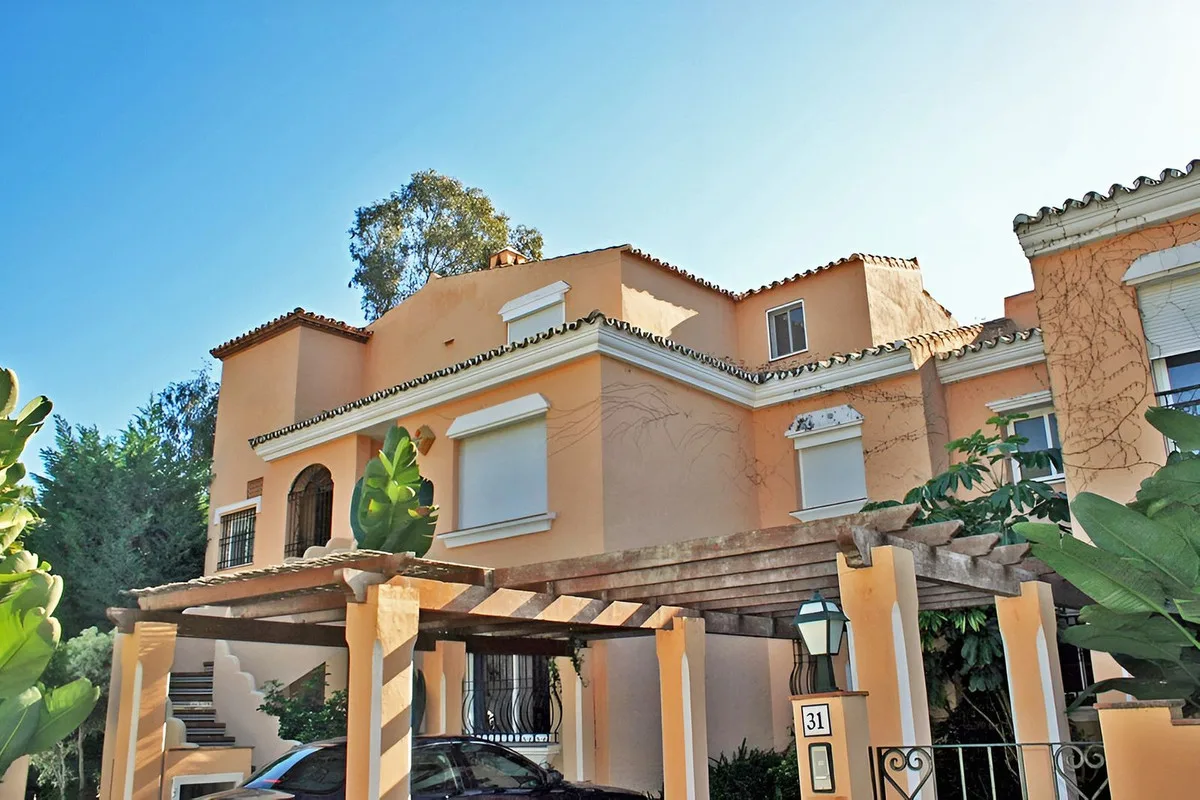 Ático dúplex in New Golden Mile