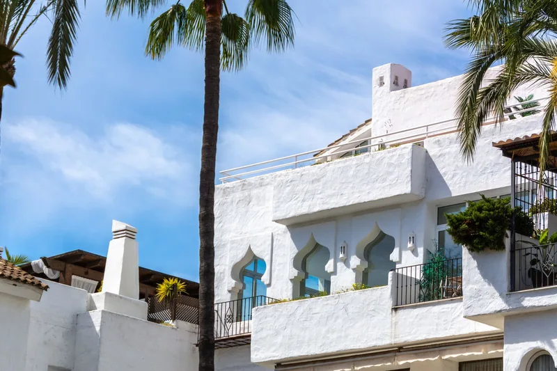 Toppleilighet over to plan · Puerto Banús