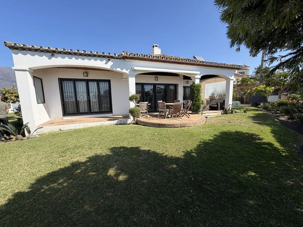 Villa independiente in Estepona