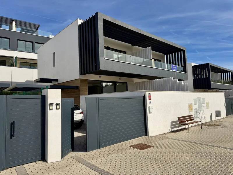 Semi-Detached House in Atalaya