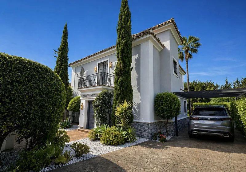 Detached Villa in La Duquesa