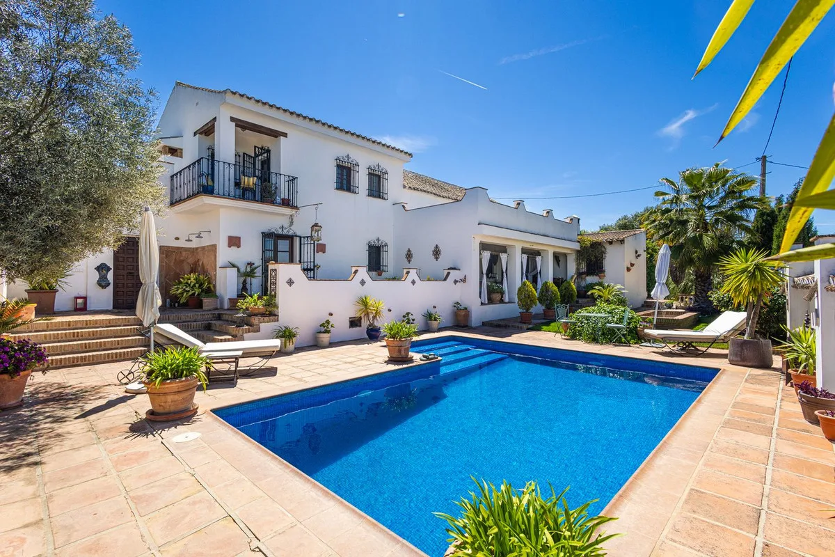 Finca · Cortijo in Villanueva del Trabuco