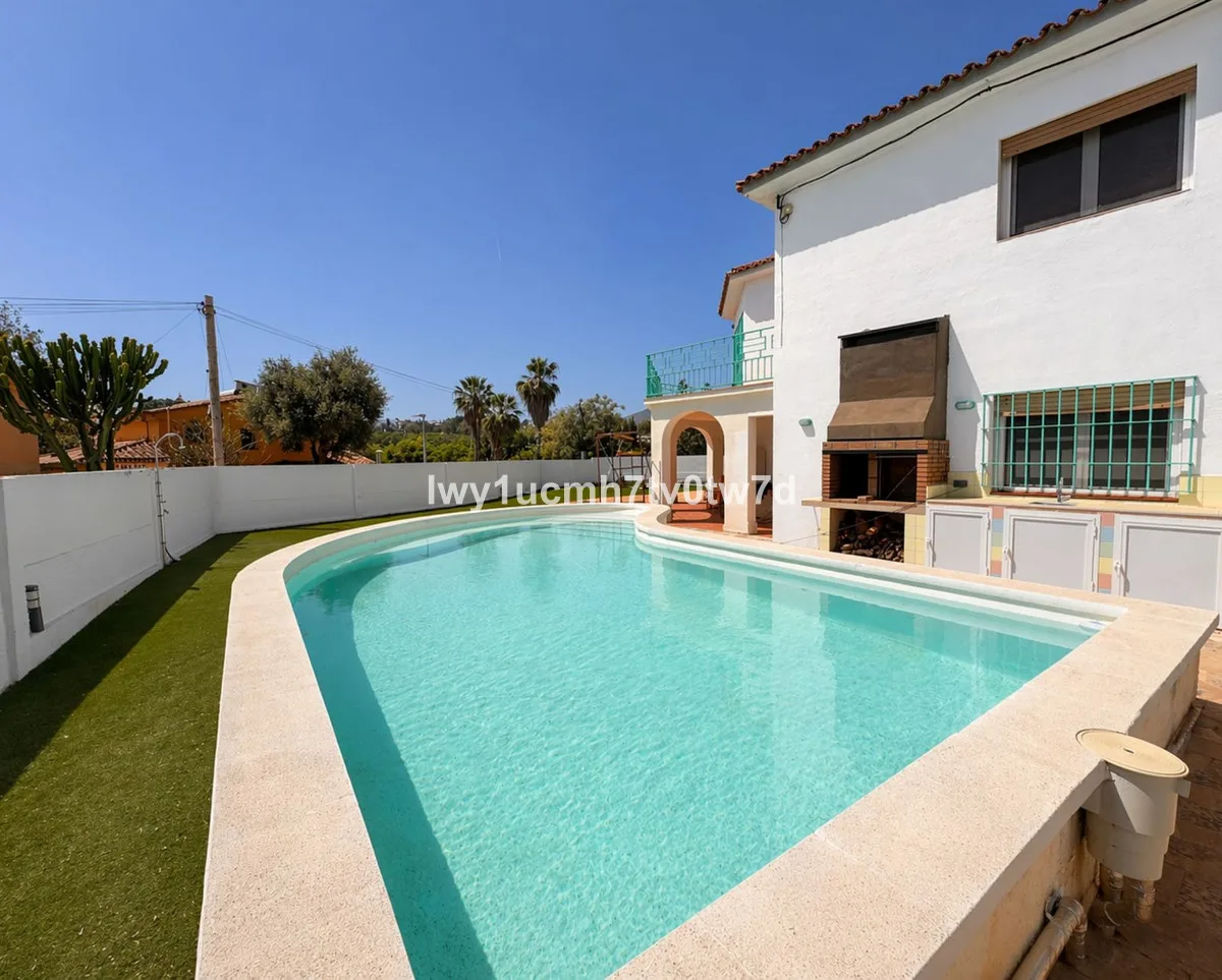 Villa independiente in Churriana