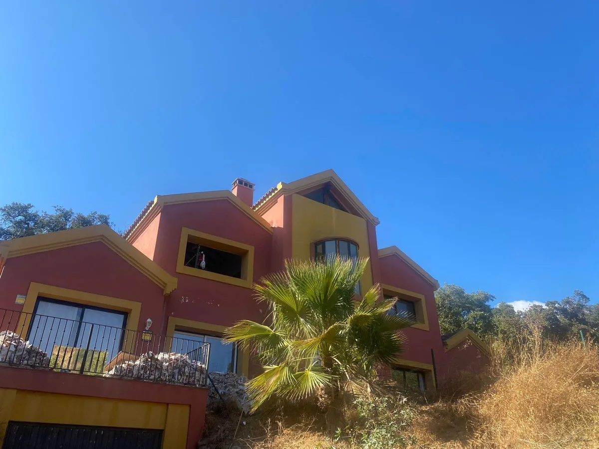 Detached Villa in Elviria