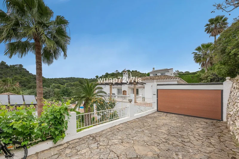 Detached Villa in El Rosario