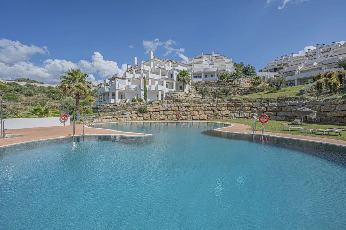 Ático in Nueva Andalucía