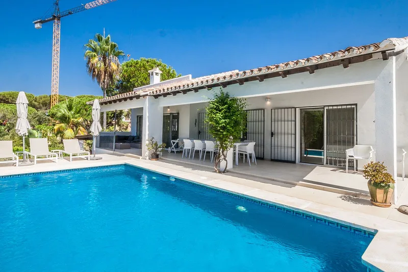 Freistehende Villa · Elviria